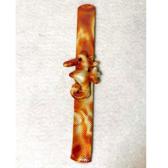 PUFFY SPARKLE SEAHORSE SLAP BRACELET - Picture 1 of 2